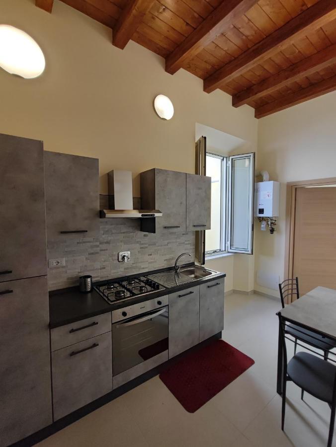 In Centro Rooms And Apartments Isola di Liri Ngoại thất bức ảnh