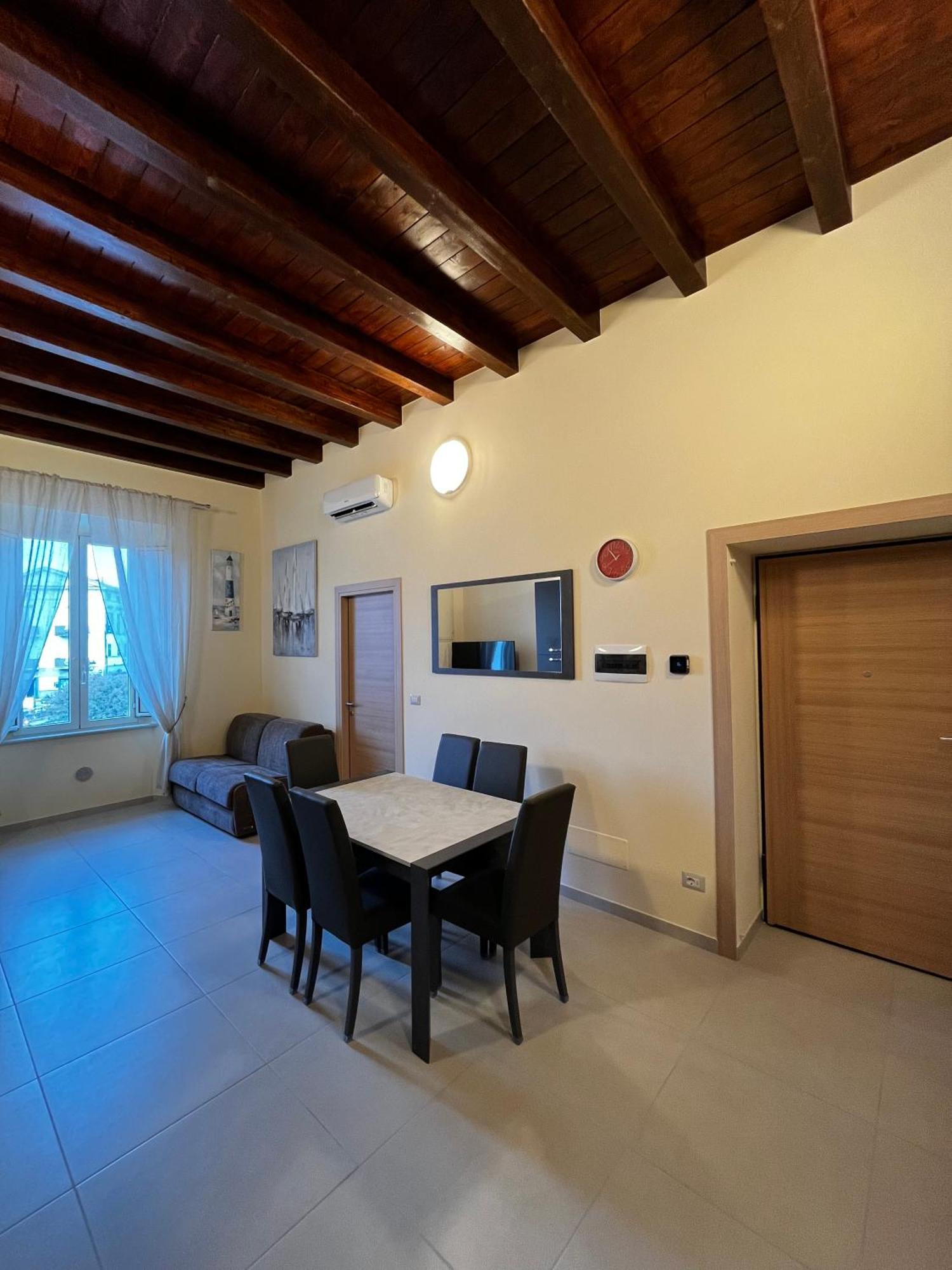 In Centro Rooms And Apartments Isola di Liri Ngoại thất bức ảnh